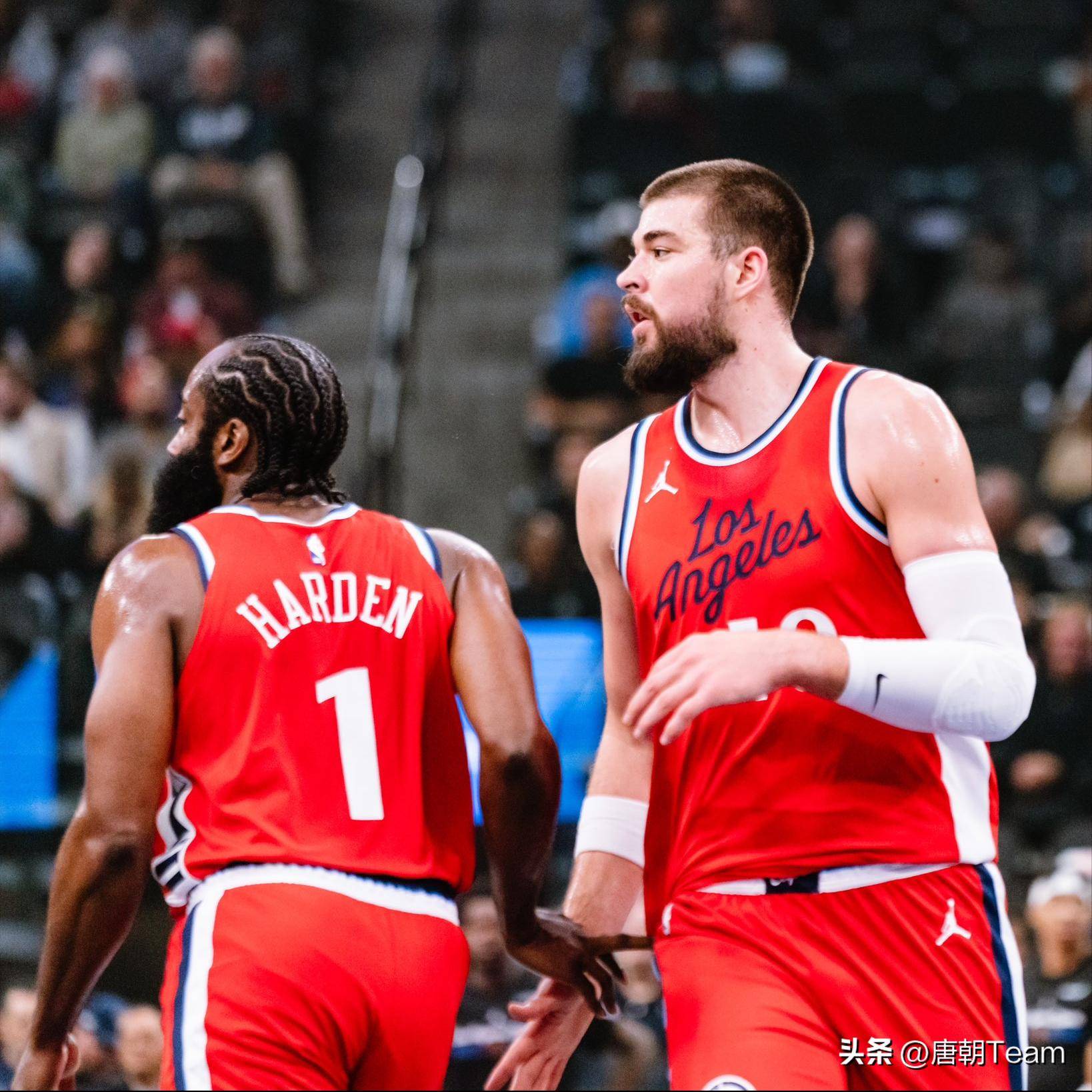 76人狂砍冲击季后赛分，快船迎来新赛季高光！