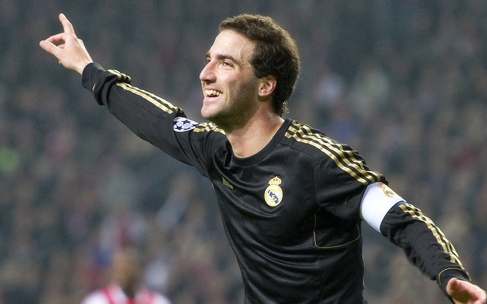 DWG带队取胜！，纳达尔重要时刻败北全场沸腾不已